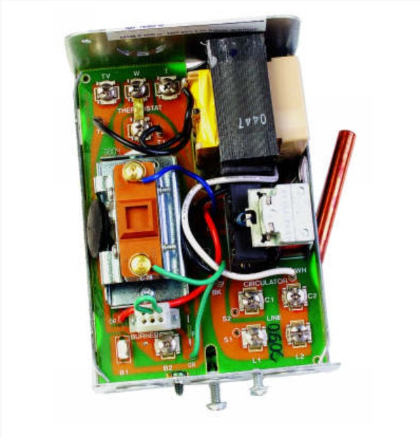 L8148J1009: Aquastat Relay, 120Vac, 120-240 Degree High Limit Operating Range, 8 Degree Fixed Differential, 1 1/2"-3" Insulation, 0-95% RH Operating